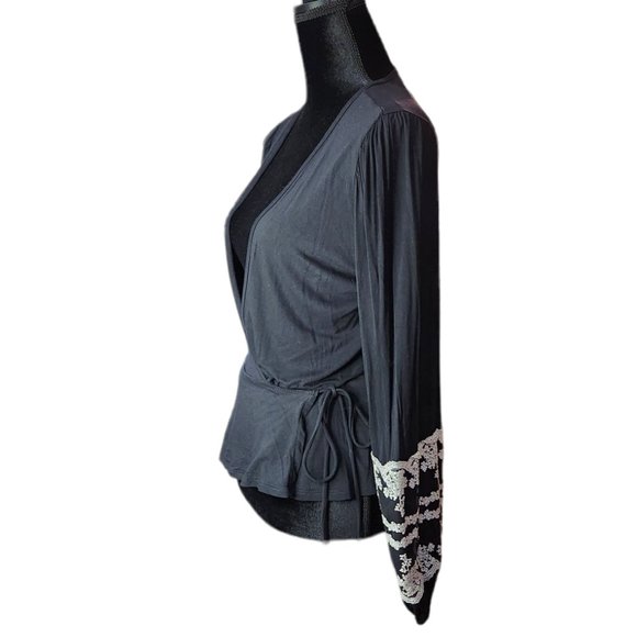 ❤️2/$18 Blue Rain Black Tie Front Warp up Cardigan Cover-Up Top S - Picture 2 of 9